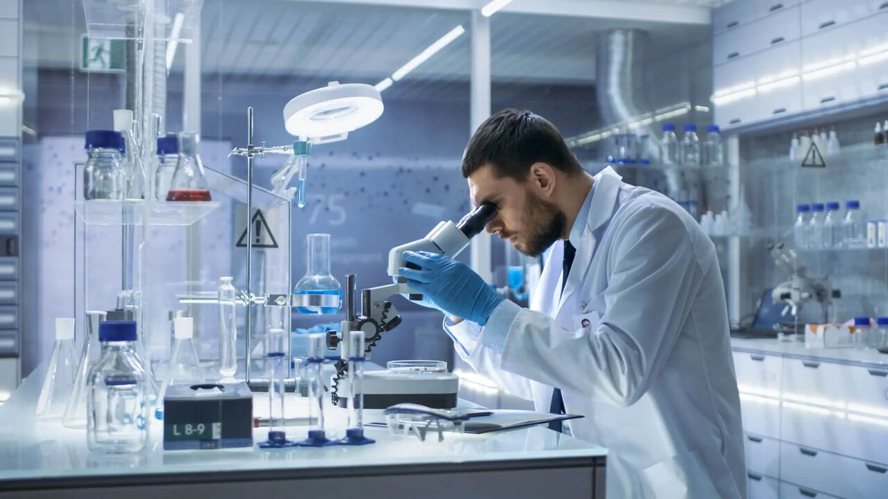 واکسن‌های اختصاصی امیکرون مزیتی نسبت به واکسن‌های موجود ندارند